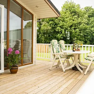  Holiday home Recently Updated Near Centre - For Up To 6